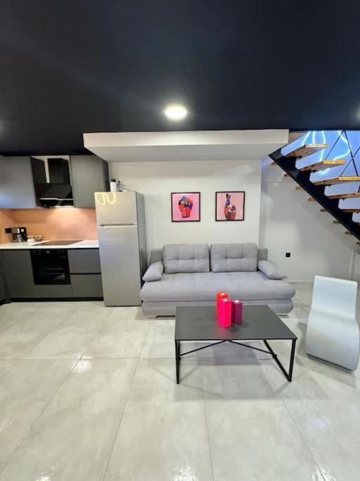 Pop Art Maisonette Яніна Екстер'єр фото