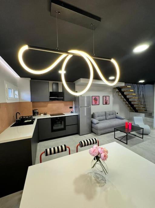 Pop Art Maisonette Яніна Екстер'єр фото